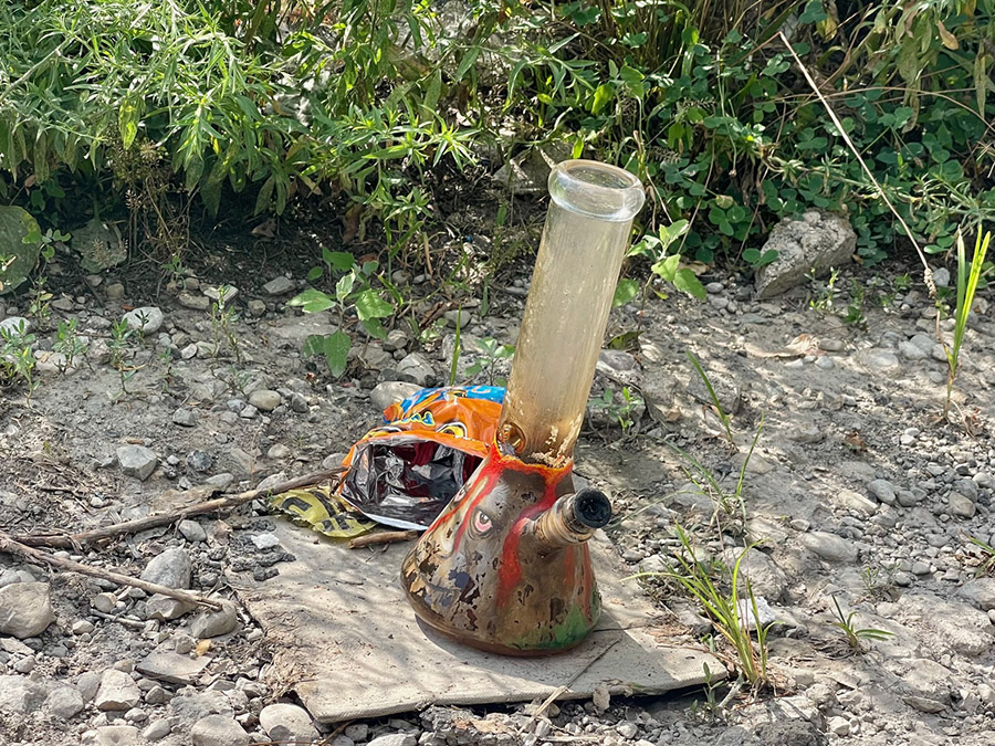 Shrek bong